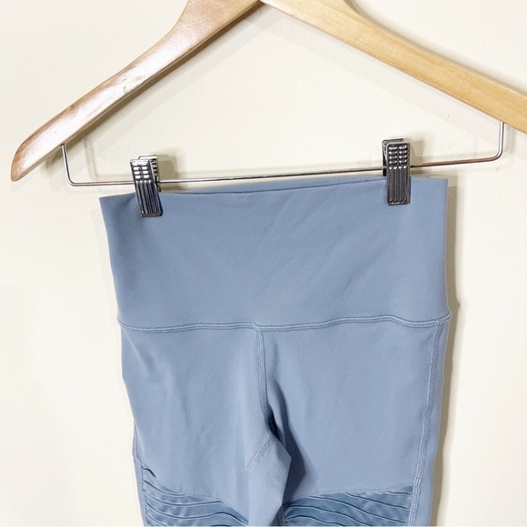 Alo Yoga High Waist Moto Leggings in Concrete Size XS - Picture 3 of 6